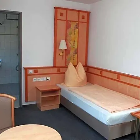Wetterau - Self-check-in Hotel 3*