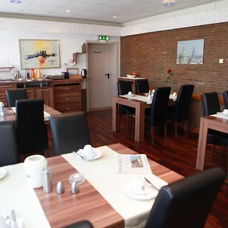 Wetterau - Self-check-in Hotel 3*
